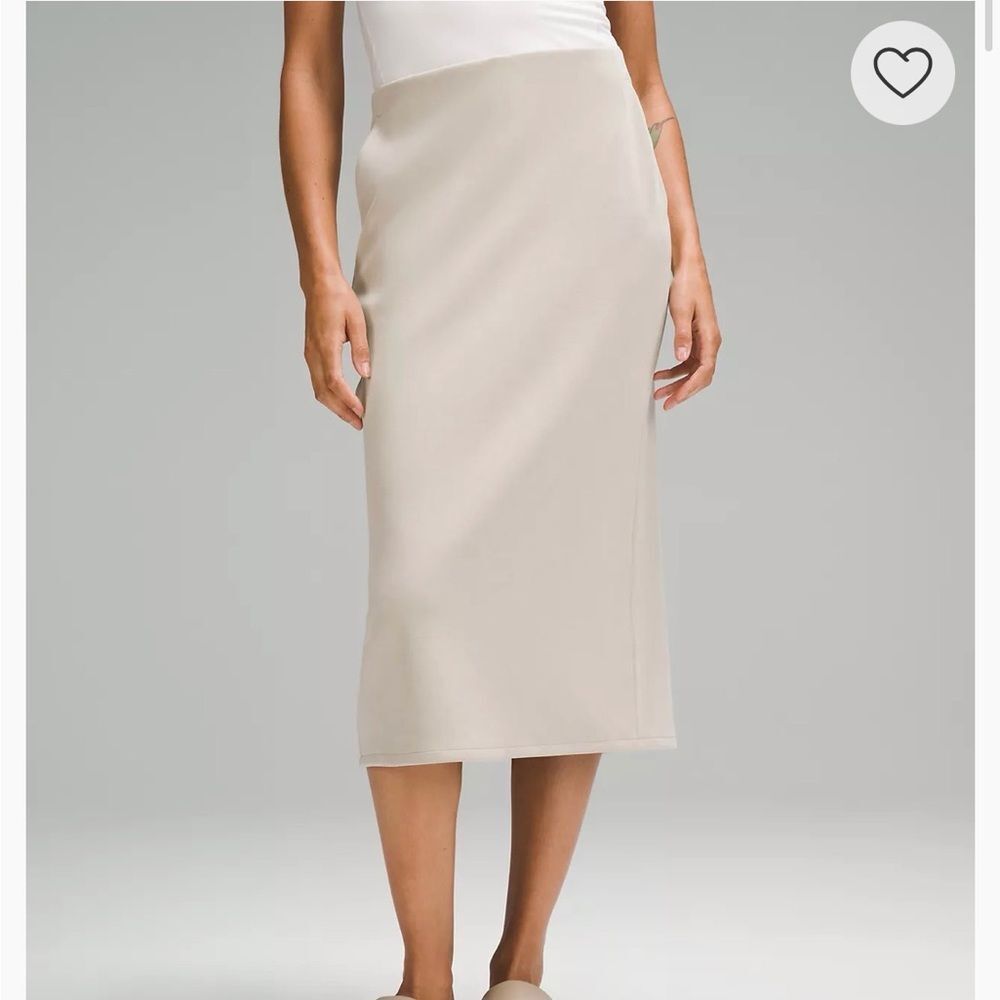 New Lululemon Softstreme High Rise Midi Skirt